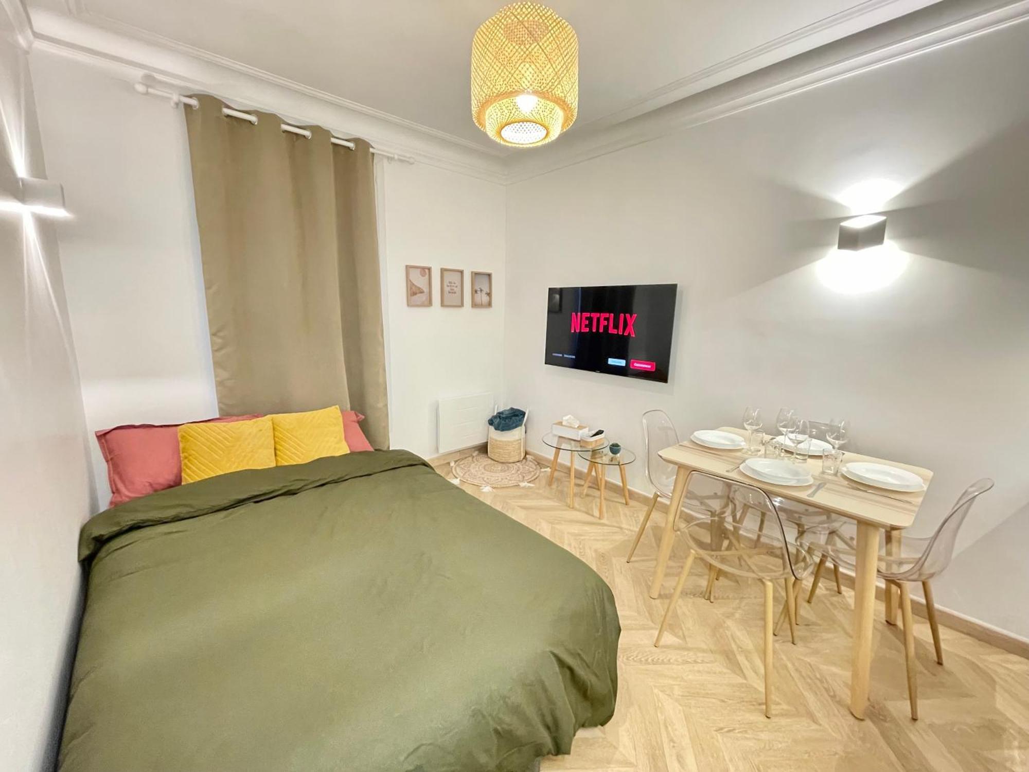 Paris-alesia Super 2 Pieces De 39m2 - Tres Cosy Pour 1 - 5 Personnes Totalement Refait A Neuf -entire Luxurious And Warm -paris Alesia 14eme - Proche Aeroport Paris-orly - Parc Des Expositions Porte De Versailles Free Wifi Gratu Paris